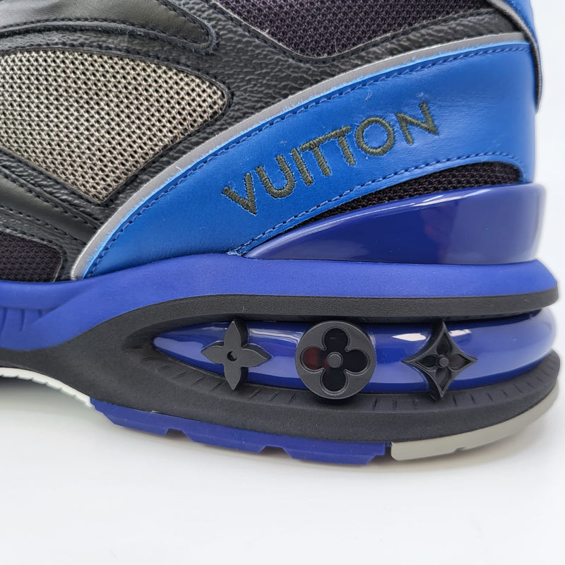 Louis Vuitton LV x YK LV Trainer Sneaker Blue. Size 02.5