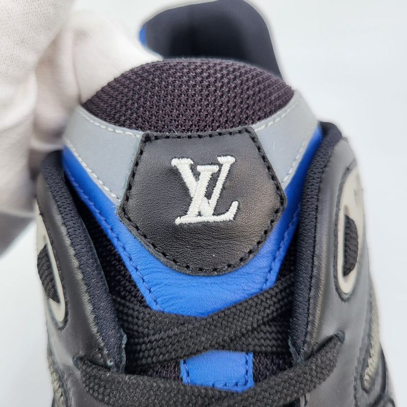 Louis Vuitton, Shoes, Louis Vuitton Black Monogram Lv Sneakers Men Size 9  Eur 42