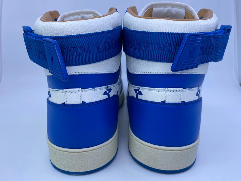 Louis Vuitton White/Blue Leather Rivoli High Top Sneakers Size 42 at  1stDibs  blue leather sneakers, louis vuitton white high top sneakers, louis  vuitton rivoli