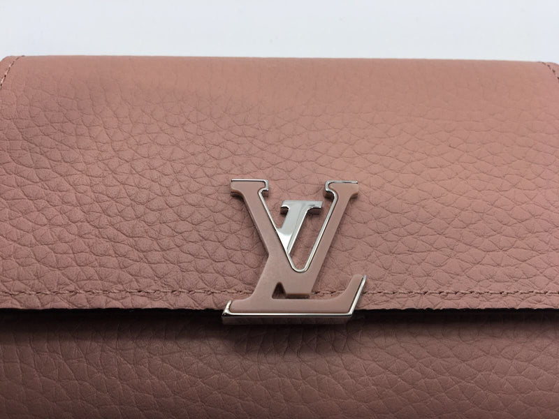 Louis Vuitton Magnolia Taurillon Leather Capucines Wallet