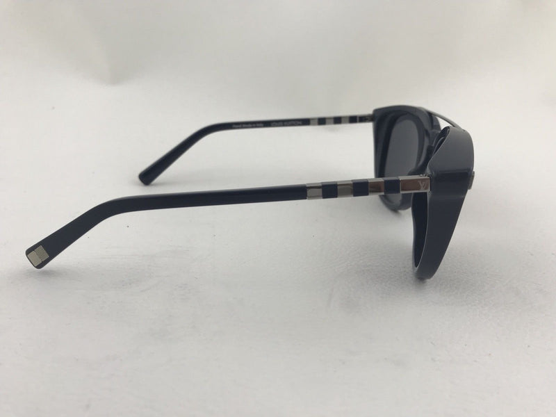 Conviction W Sunglasses – Luxuria & Co.