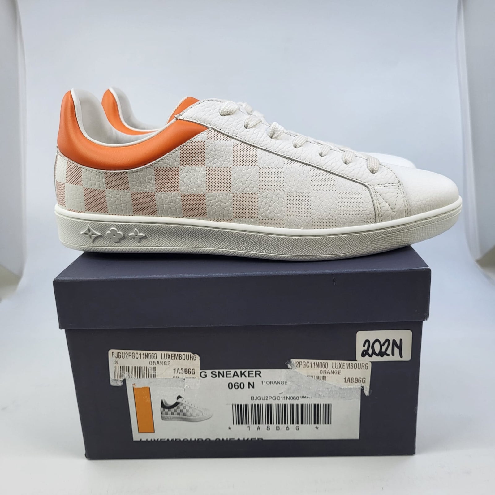 Louis Vuitton Orange and White Box Louis Vuitton Empty Gift Box in Orange Carboard Logo Classic  main image 4