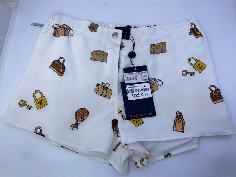 Louis Vuitton Women's Cream Silk Travel Short Pants – Luxuria & Co.