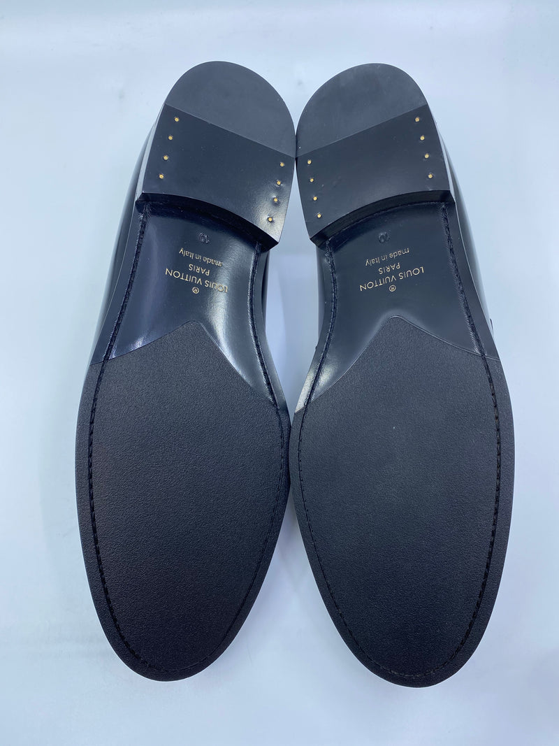 Louis Vuitton Black Grained Leather Logo Major Loafers Uk10 US11 New –  THE-ECHELON