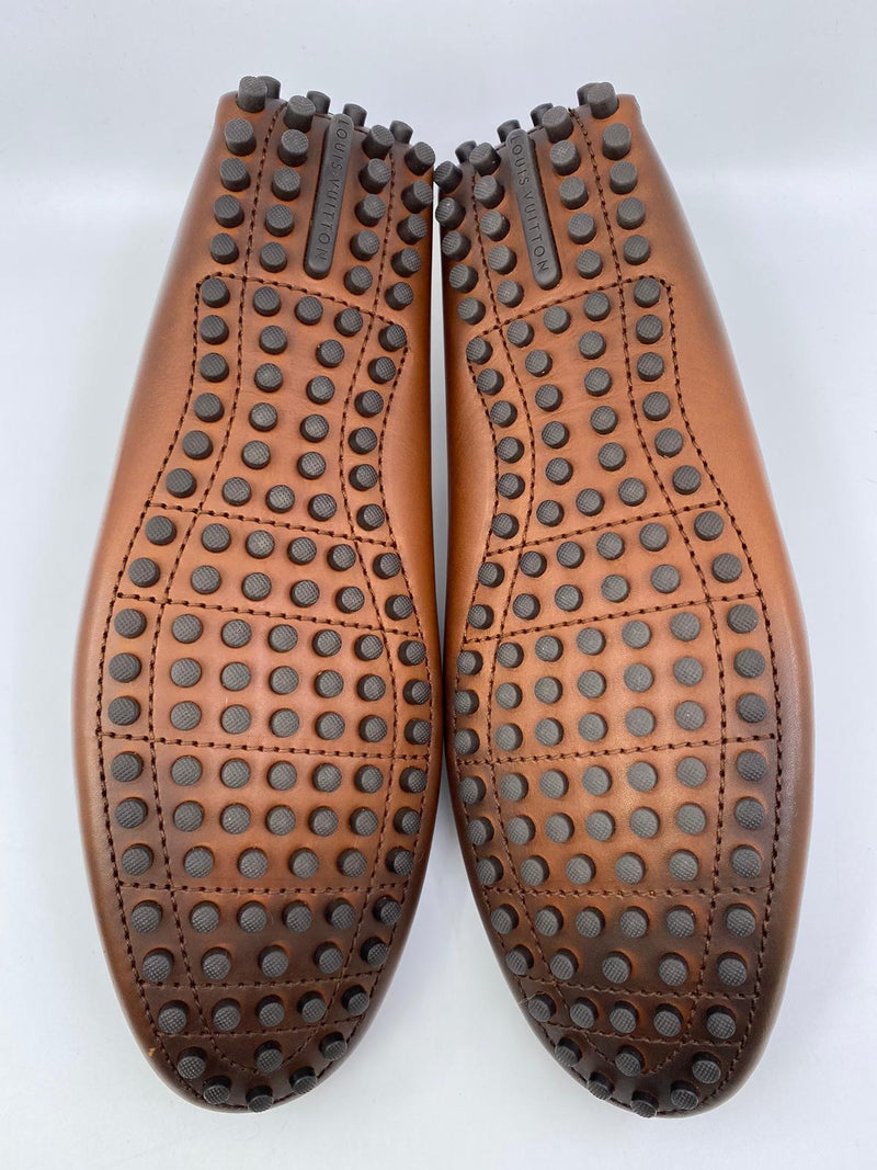 Louis Vuitton Men's Brown Leather Hochenheim Moccasin – Luxuria & Co.