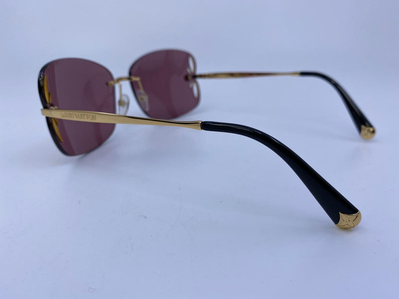 Louis Vuitton Lily Oversize Sunglasses