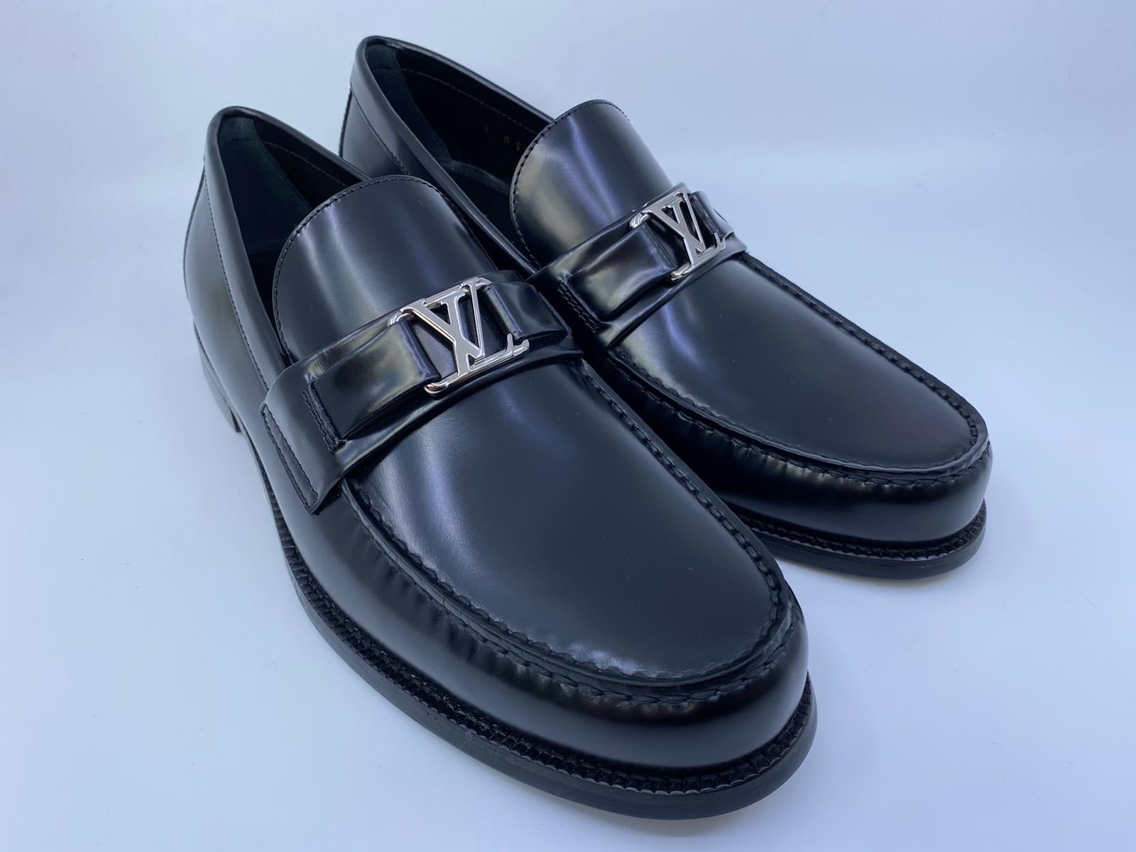 Louis Vuitton Men's Black Glazed Calf Leather Major Loafer