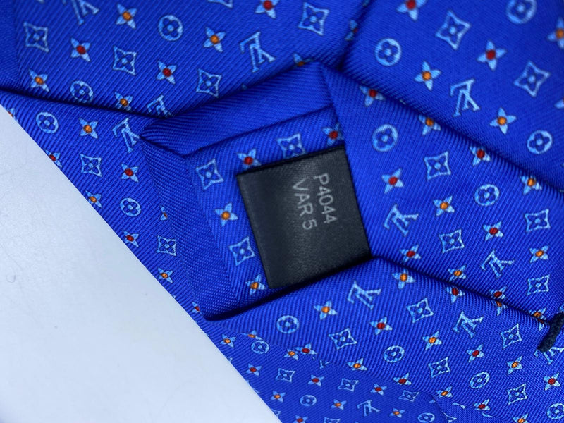 Louis Vuitton Monogram Classic Silk Tie