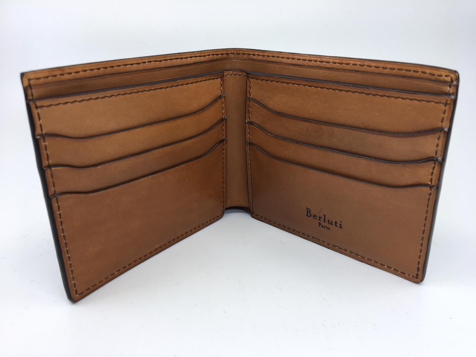 Berluti Men's Brown Makore Leather Compact Wallet – Luxuria & Co.