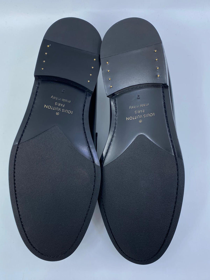 Men's Louis Vuitton LV Initials Casual Loafers