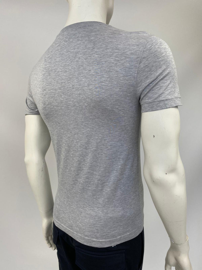 Louis Vuitton Men's Gray Cotton Classic Initials T-Shirt – Luxuria & Co.