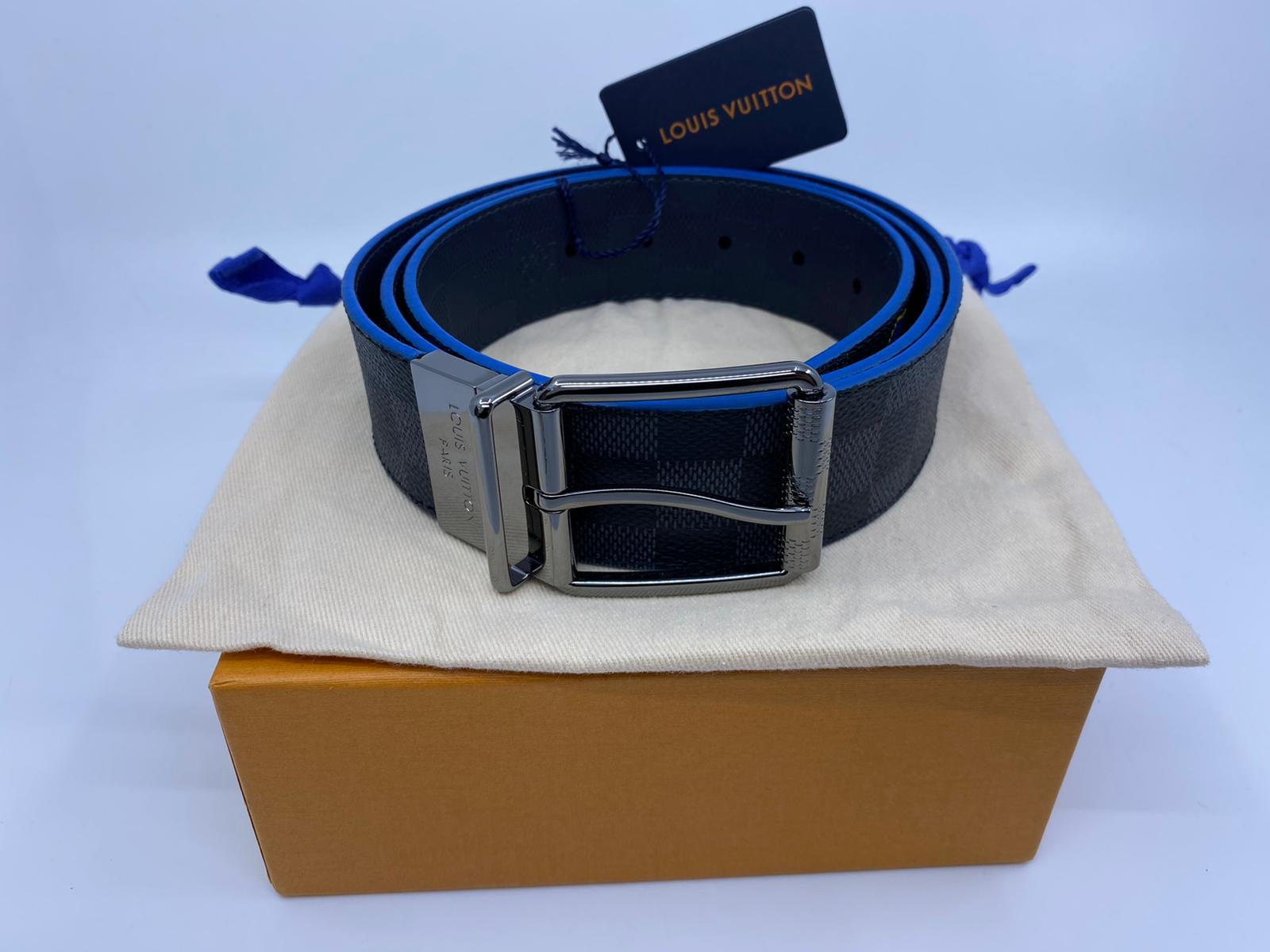 LOUIS VUITTON ダミエパターン ベルト ネイビー Louis Vuitton Men's Gray & Navy Damier Print Reversible Belt
